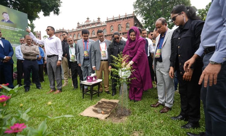 Dr. Zubaida Rahman calls for building liveable world through tree plantation