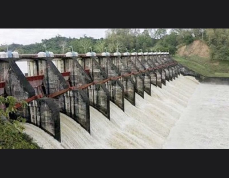 Kaptai power generation hit as water level falls
