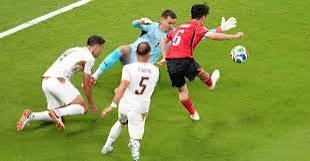 Hwang In-beom Leads South Korea Past Czechs