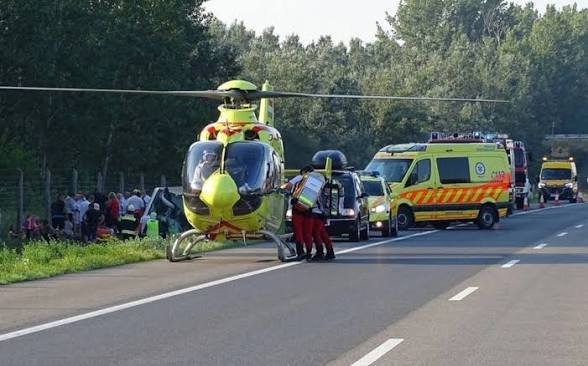Hungary motorway crashes leave eight dead