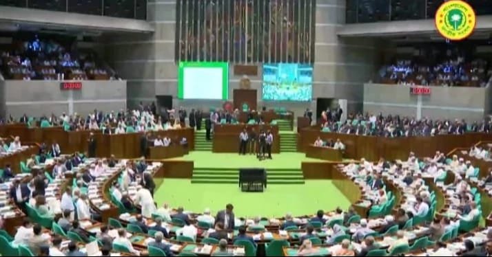 Bowing to Chair not required for MPs: Speaker