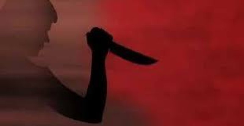 3 of a family stabbed in Dhaka