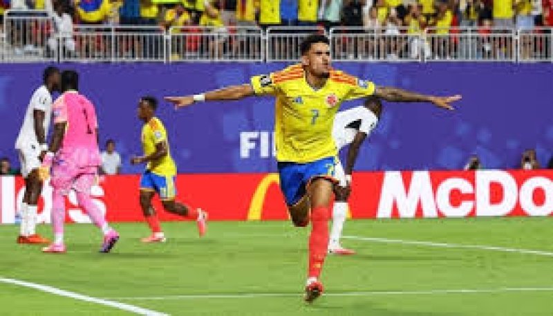 Colombia overcome Ghana to reach World Cup last-16