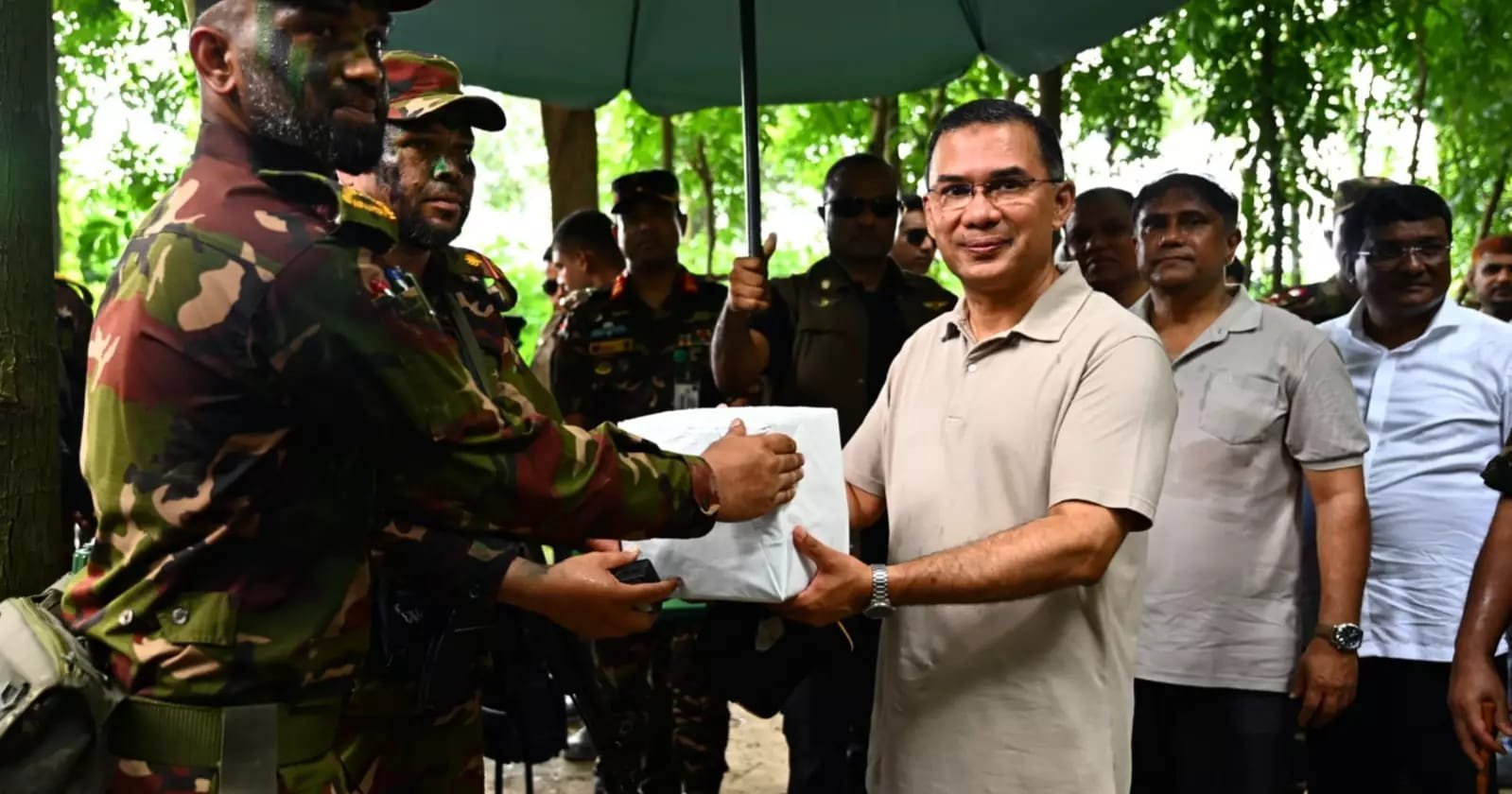 PM observes Army summer exercise in surprise visit