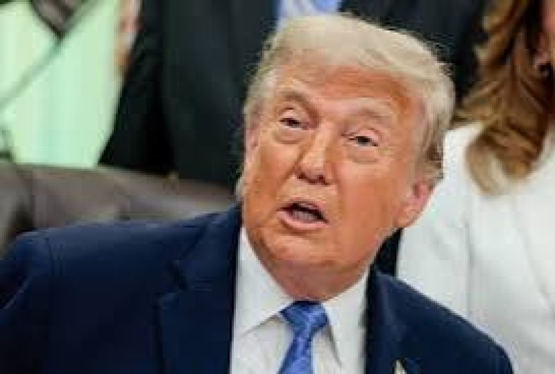 Trump threatens to hit Iran power plants next week if no deal