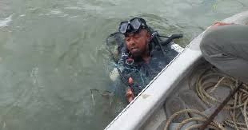 Two missing as trawler sinks after collision with launch at Sadarghat