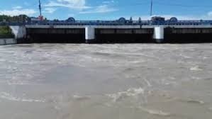 Teesta Rises Near Danger Level, Flood Risk Mounts