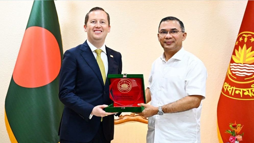 PM Tarique holds talks with US Envoy Sergio Gor