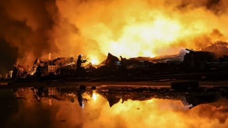 Russian strikes near Kyiv kill 14, injure 27