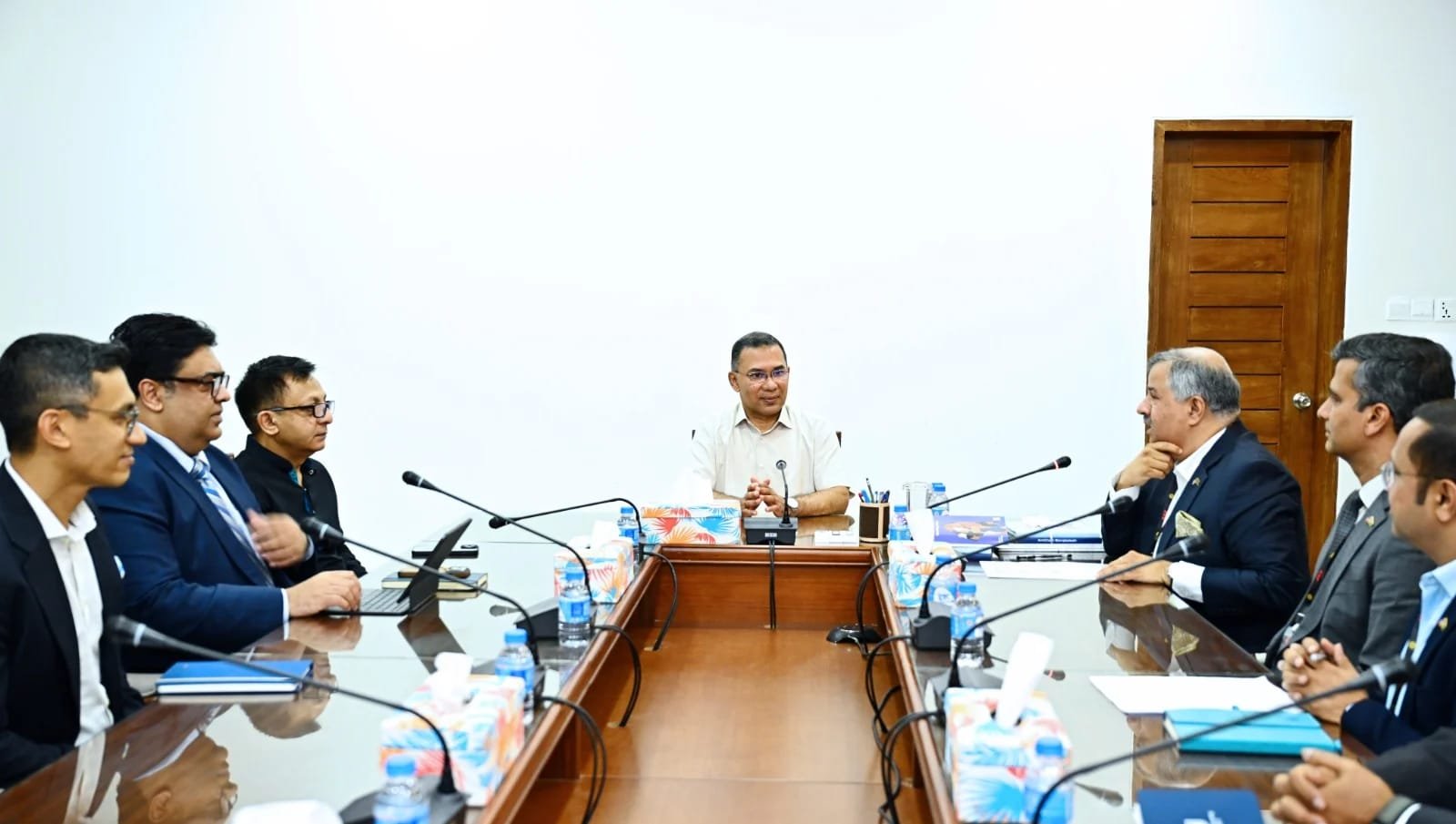 PM assures US investors of support, favourable business climate