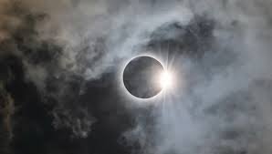 Rare total solar eclipse sweeps Northern Hemisphere