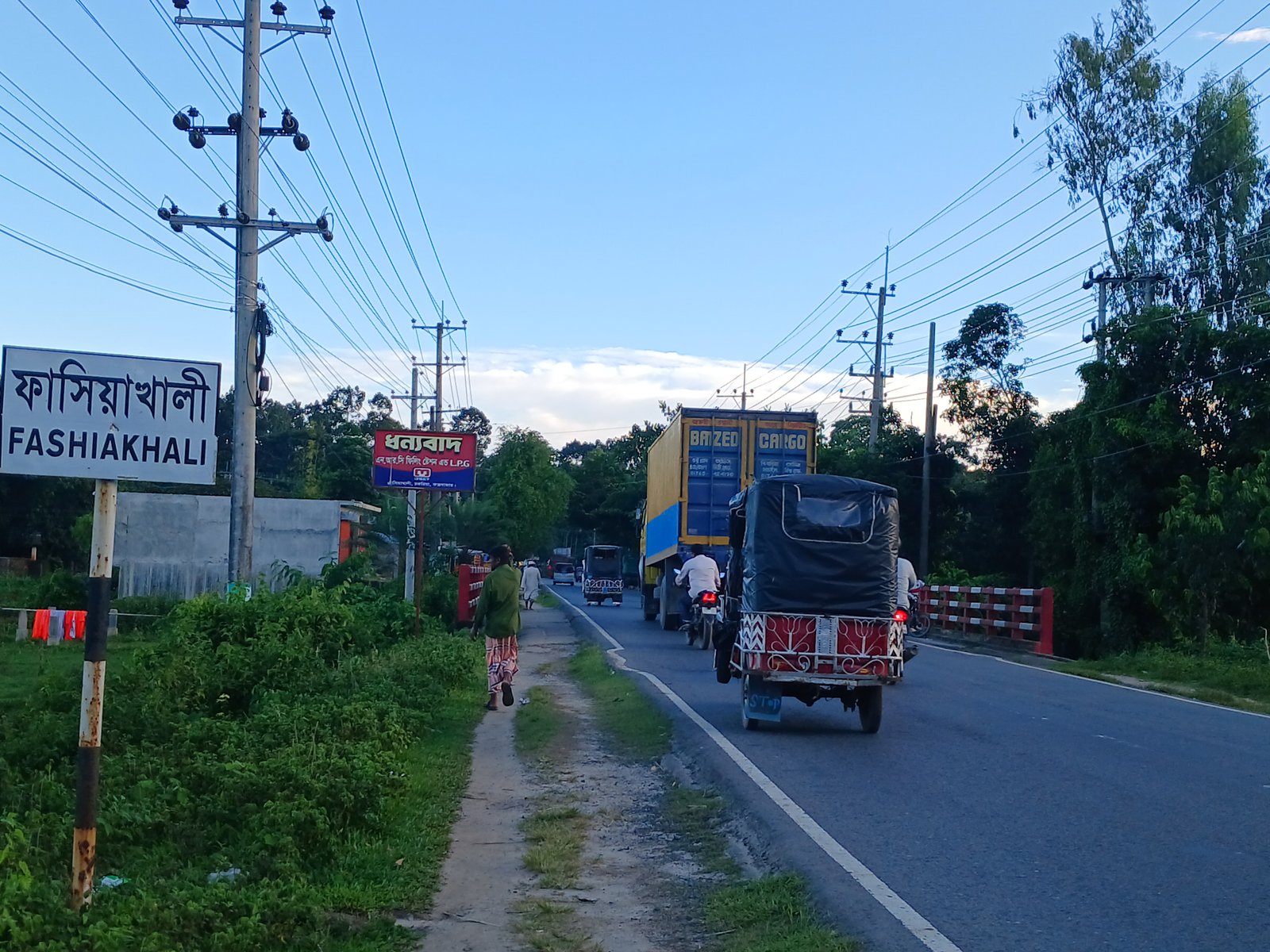 Ctg-Cox’s Bazar Highway turns into death trap  