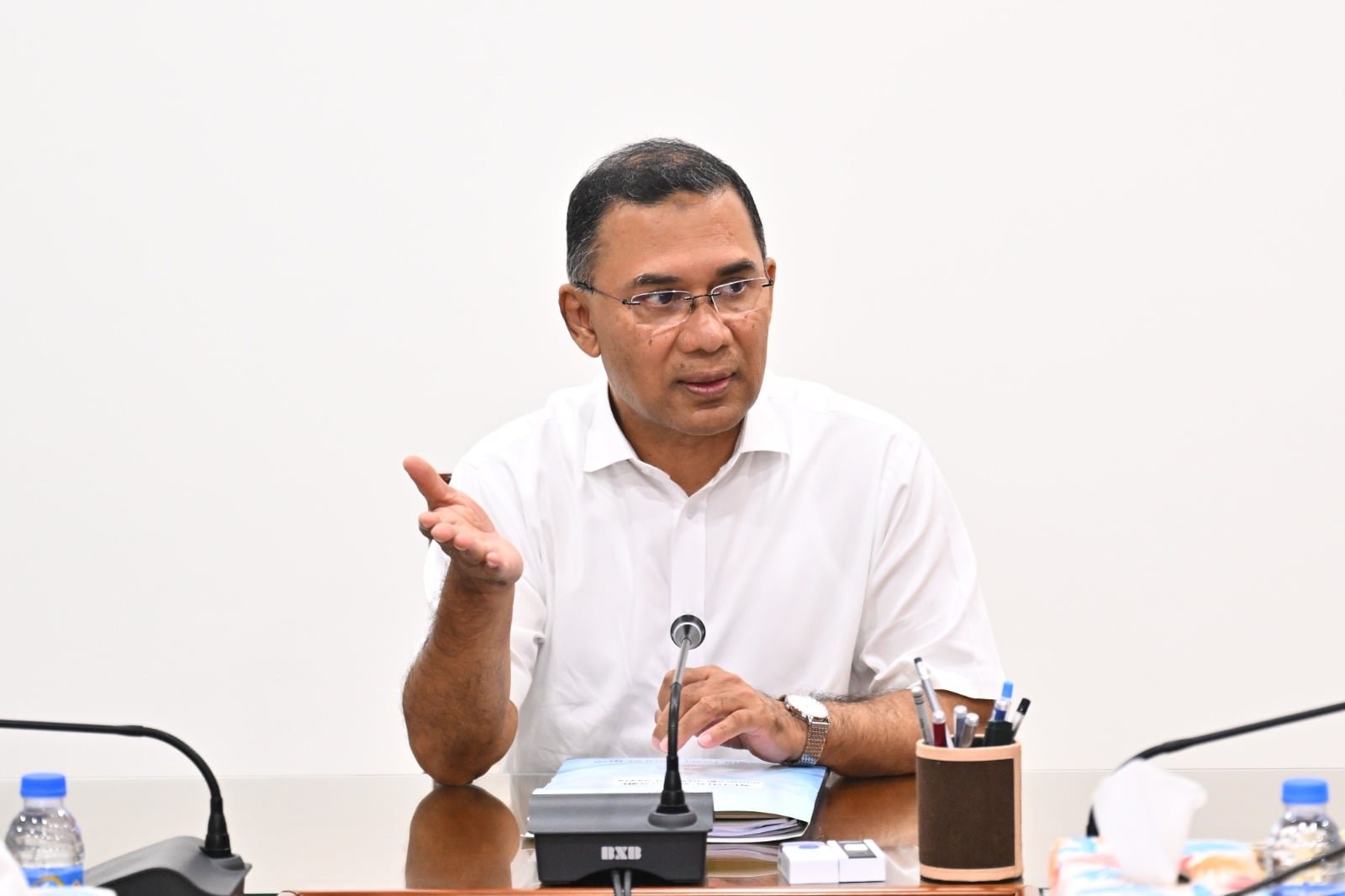 PM seeks feasibility study on universal girls’ stipends