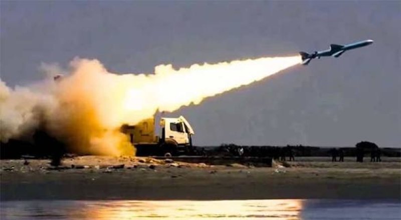 IRGC claims retaliatory strikes on US base in Jordan, destroyers