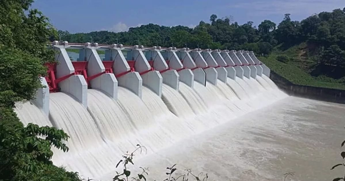 16 Kaptai dam gates reopened as lake water level rises