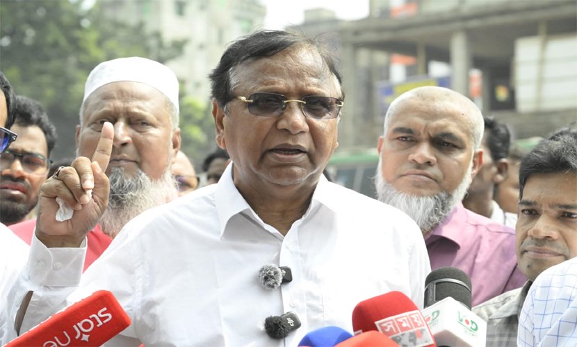 Illegal hawkers to face seizure, cases: DSCC Administrator