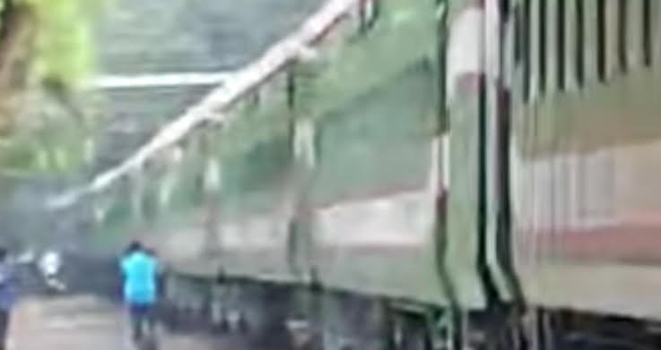 First consignment of 18 Indian passenger coaches arrives at Saidpur Workshop